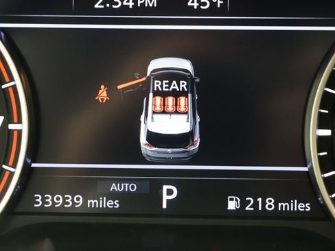 Used 2023 Nissan Rogue SV w/ SV Premium B Package image 19