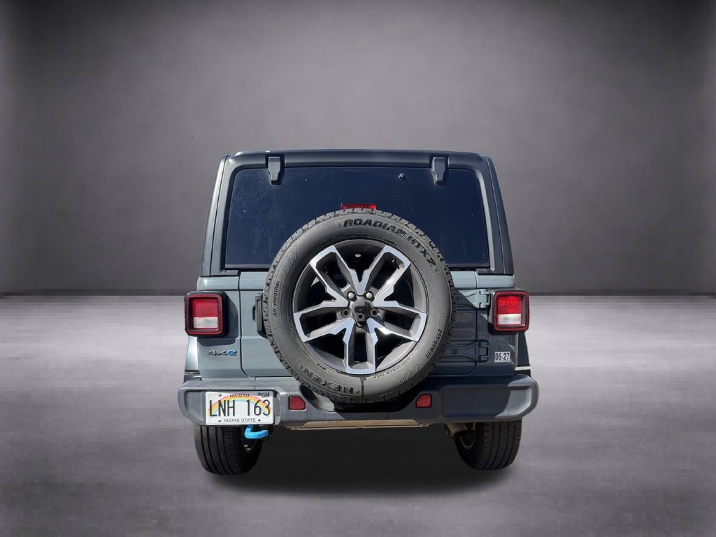 Used 2024 Jeep Wrangler Unlimited AWD/4WD image 14