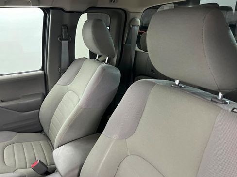 Used 2016 Nissan Frontier S RWD image 16