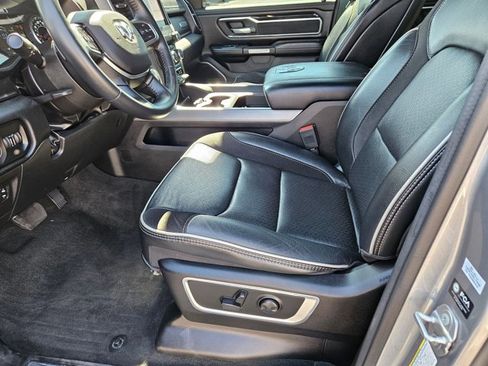 Used 2022 RAM 1500 Laramie w/ Sport Appearance Package image 15