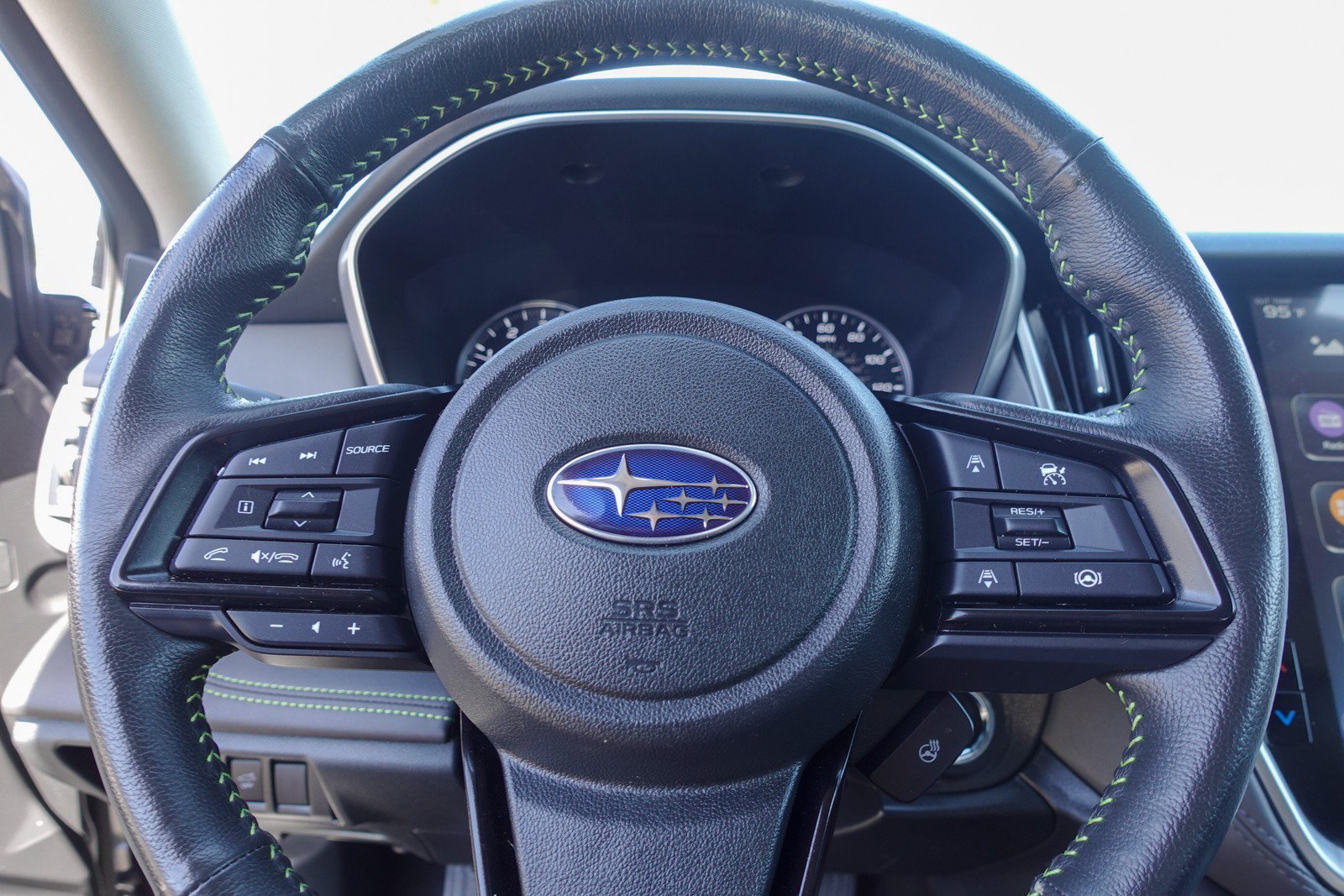 Certified 2024 Subaru Outback Onyx Edition XT AWD/4WD image 13
