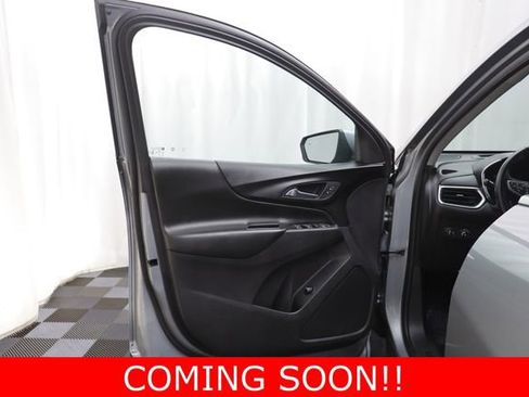 Used 2023 Chevrolet Equinox LT image 4