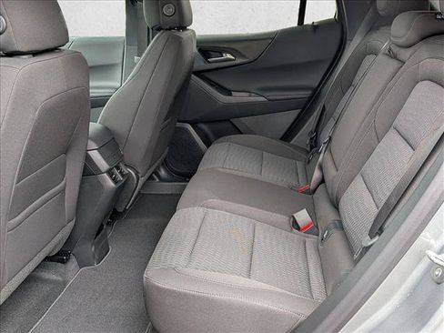 New 2026 Chevrolet Equinox LT FWD image 16