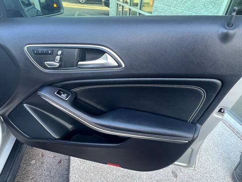 Used 2018 Mercedes-Benz GLA 250 4MATIC image 20