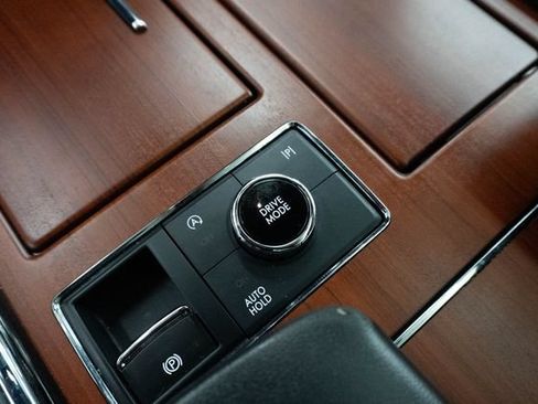 Used 2022 Lincoln Navigator Reserve AWD/4WD image 15