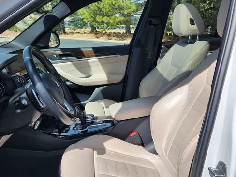 Used 2019 BMW X3 xDrive30i w/ Premium Package image 8