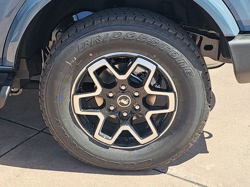 New 2025 Ford Bronco Outer Banks image 37