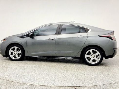 Used 2017 Chevrolet Volt LT w/ Comfort Package image 8