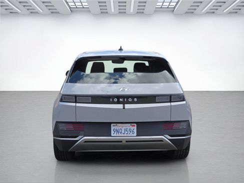 Certified 2024 Hyundai Ioniq 5 SEL RWD image 5