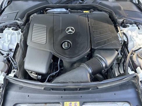 Used 2023 Mercedes-Benz C 300 4MATIC Sedan image 10