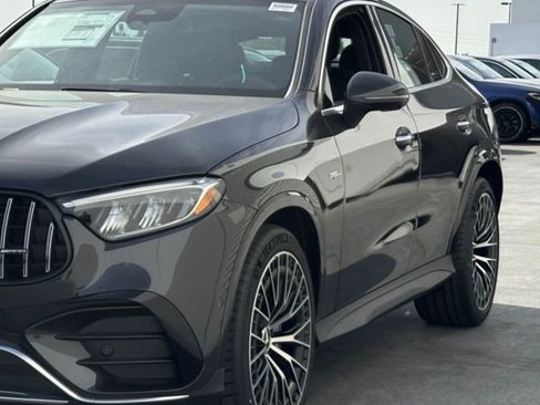New 2025 Mercedes-Benz GLC 43 AMG 4MATIC Coupe image 9