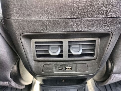 New 2025 Chevrolet Colorado LT w/ LT Convenience Package image 21