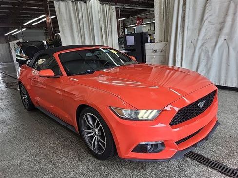 Used 2016 Ford Mustang Premium RWD image 4