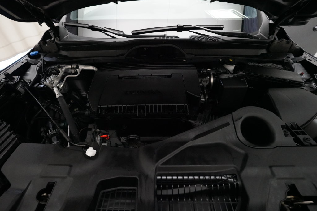 Used 2025 Honda Pilot Black Edition image 3
