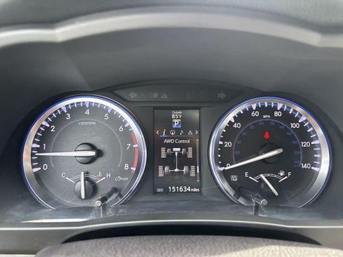 Used 2014 Toyota Highlander XLE AWD/4WD image 14