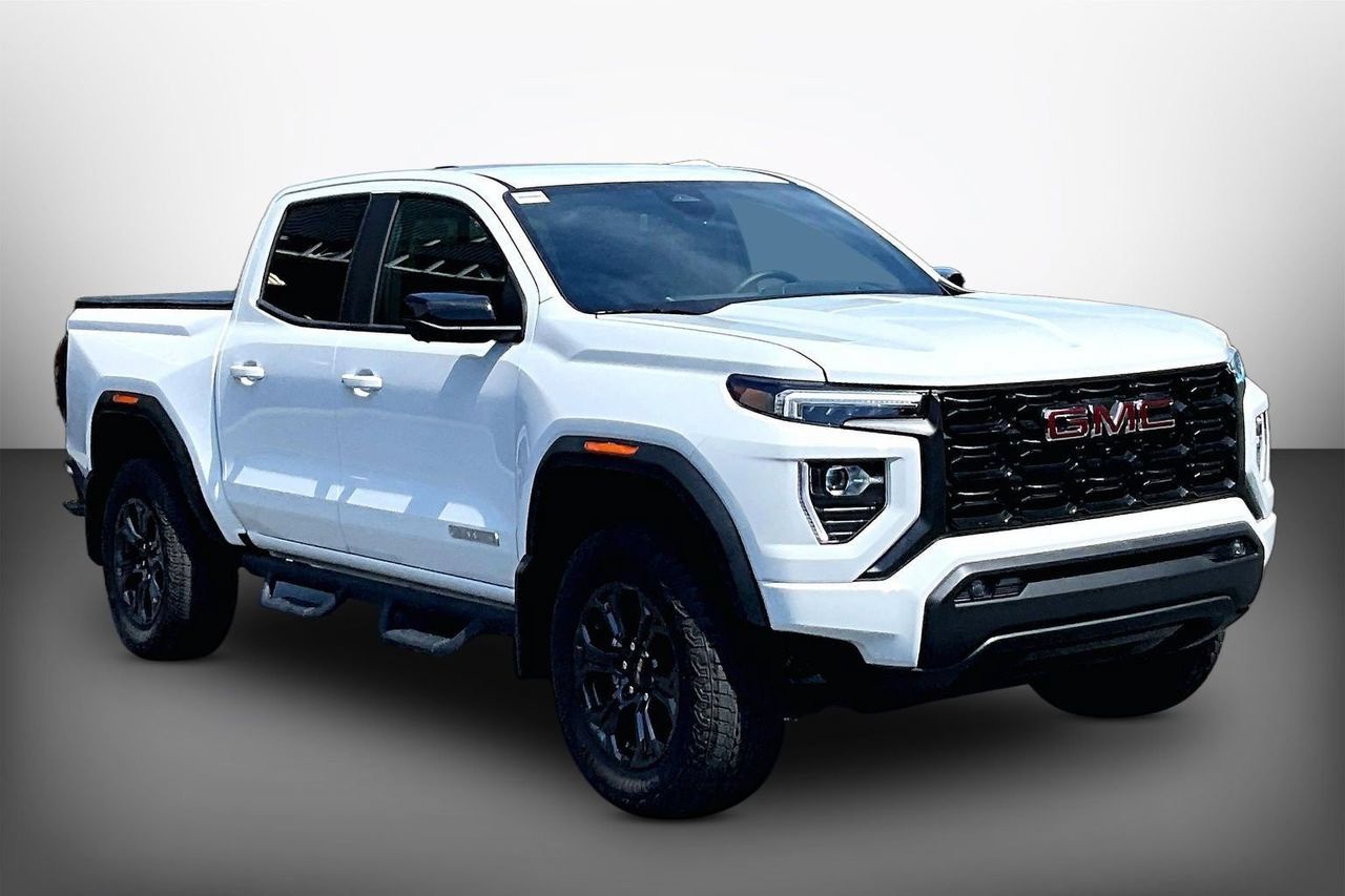 Used 2025 GMC Canyon Elevation w/ Convenience Package RWD image 2