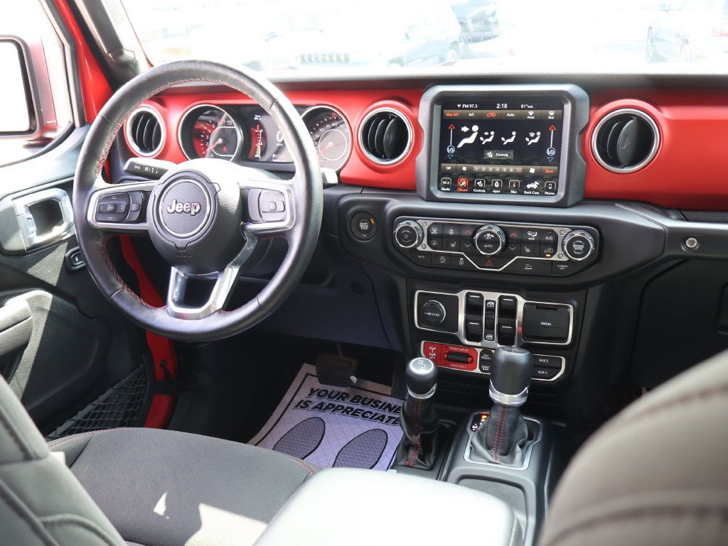 Used 2021 Jeep Wrangler Unlimited Rubicon AWD/4WD image 12