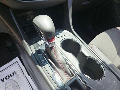 Used 2022 Chevrolet Equinox RS AWD/4WD image 15