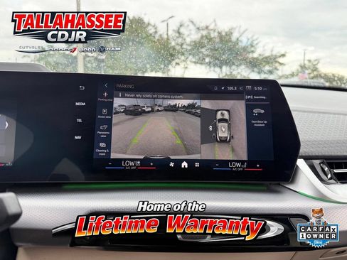 Used 2024 BMW X2 xDrive28i w/ Premium Package AWD/4WD image 23