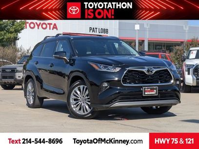 Used 2024 Toyota Highlander Platinum