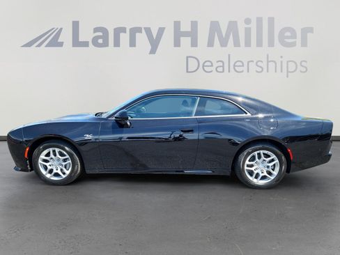 New 2025 Dodge Charger R/T w/ Quick Order Package 25M R/T image 2