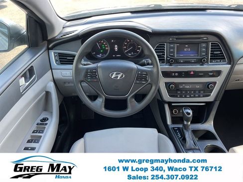 Used 2016 Hyundai Sonata SE FWD image 19