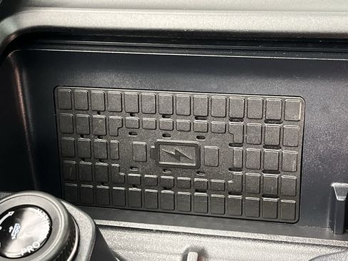 Certified 2025 Ford Expedition Active AWD/4WD image 29