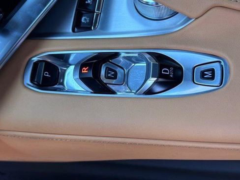 Used 2025 Chevrolet Corvette Stingray Premium Conv w/ Z51 Performance Package RWD image 28