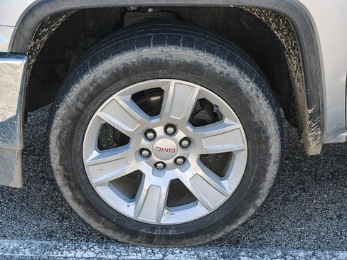 Used 2017 GMC Sierra 1500 SLE w/ SLE Value Package image 6