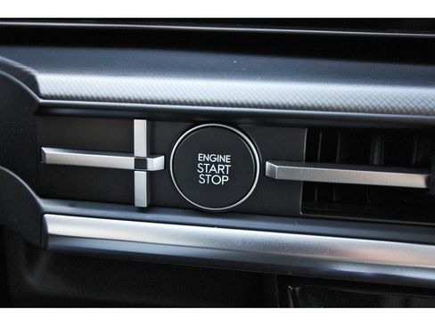 Used 2026 Hyundai Santa Fe SEL FWD image 28