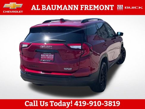Used 2023 GMC Terrain SLE w/ Driver Convenience Package FWD image 6