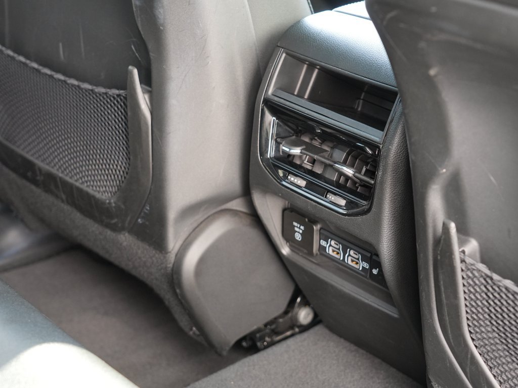 Used 2024 Jeep Grand Cherokee Limited 4xe AWD/4WD image 30