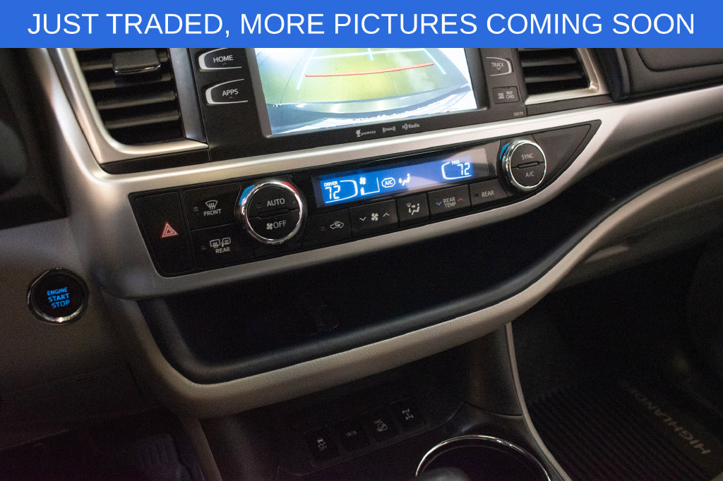 Used 2017 Toyota Highlander XLE AWD/4WD image 17