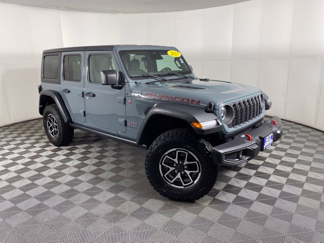 Used 2025 Jeep Wrangler Unlimited Rubicon w/ Convenience Group AWD/4WD image 1