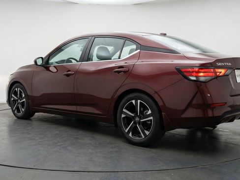 Used 2025 Nissan Sentra SV image 6