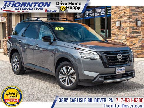 Used 2023 Nissan Pathfinder SL w/ Black Appearance Package AWD/4WD image 1