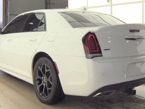 Used 2020 Chrysler 300 S w/ 300S Premium Group 2 image 6