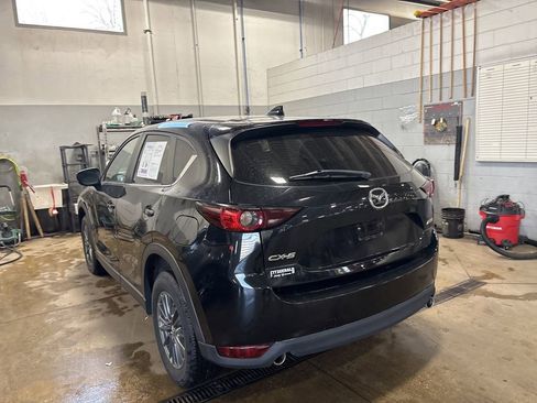 Used 2019 MAZDA CX-5 Touring image 4