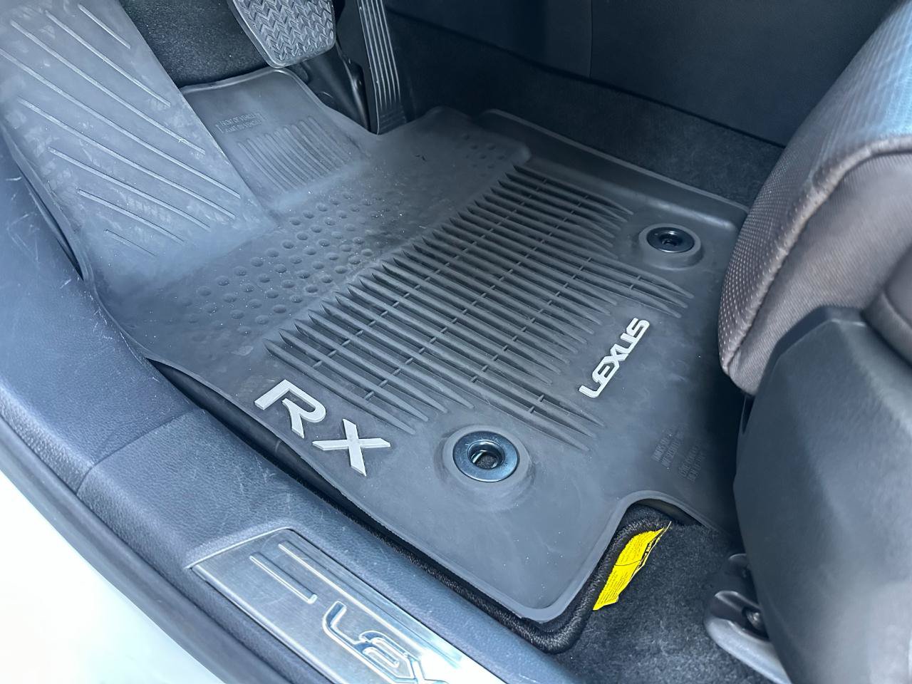 Used 2023 Lexus RX 350 FWD w/ Cold Area Package image 14