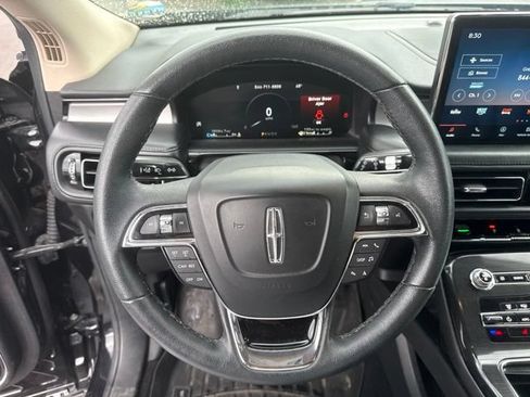 Used 2022 Lincoln Nautilus FWD w/ Premium Package image 14