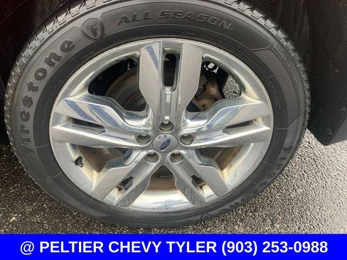 Used 2014 Ford Edge Limited w/ Equipment Group 301A FWD image 11