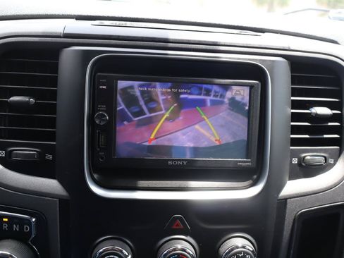 Used 2017 RAM 1500 Express AWD/4WD image 21