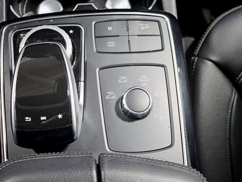 Used 2018 Mercedes-Benz GLE 350 4MATIC w/ Premium 1 Package image 25