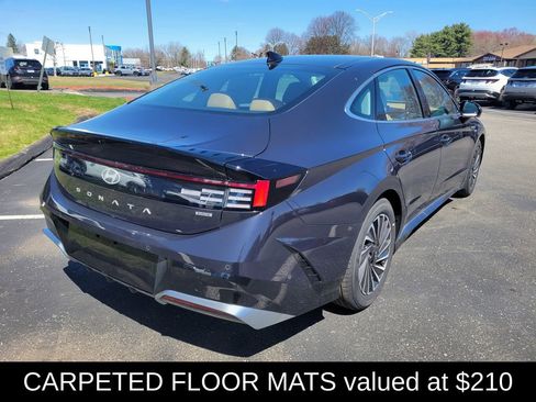 Used 2024 Hyundai Sonata Limited image 3