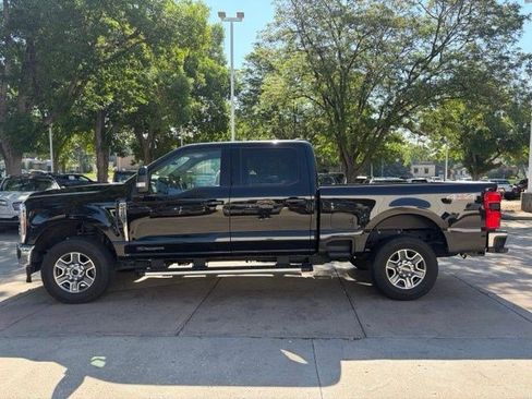 Used 2025 Ford F250 Lariat AWD/4WD image 3