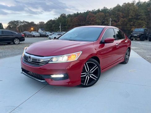 Used 2016 Honda Accord Sport image 1