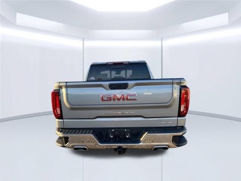Used 2024 GMC Sierra 1500 SLT w/ SLT Premium Package AWD/4WD image 9