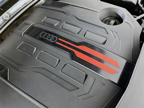 New 2025 Audi SQ5 Premium Plus image 28