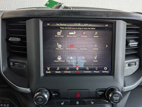 Used 2019 RAM 1500 Big Horn image 16