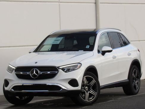 New 2026 Mercedes-Benz GLC 300 4MATIC image 1